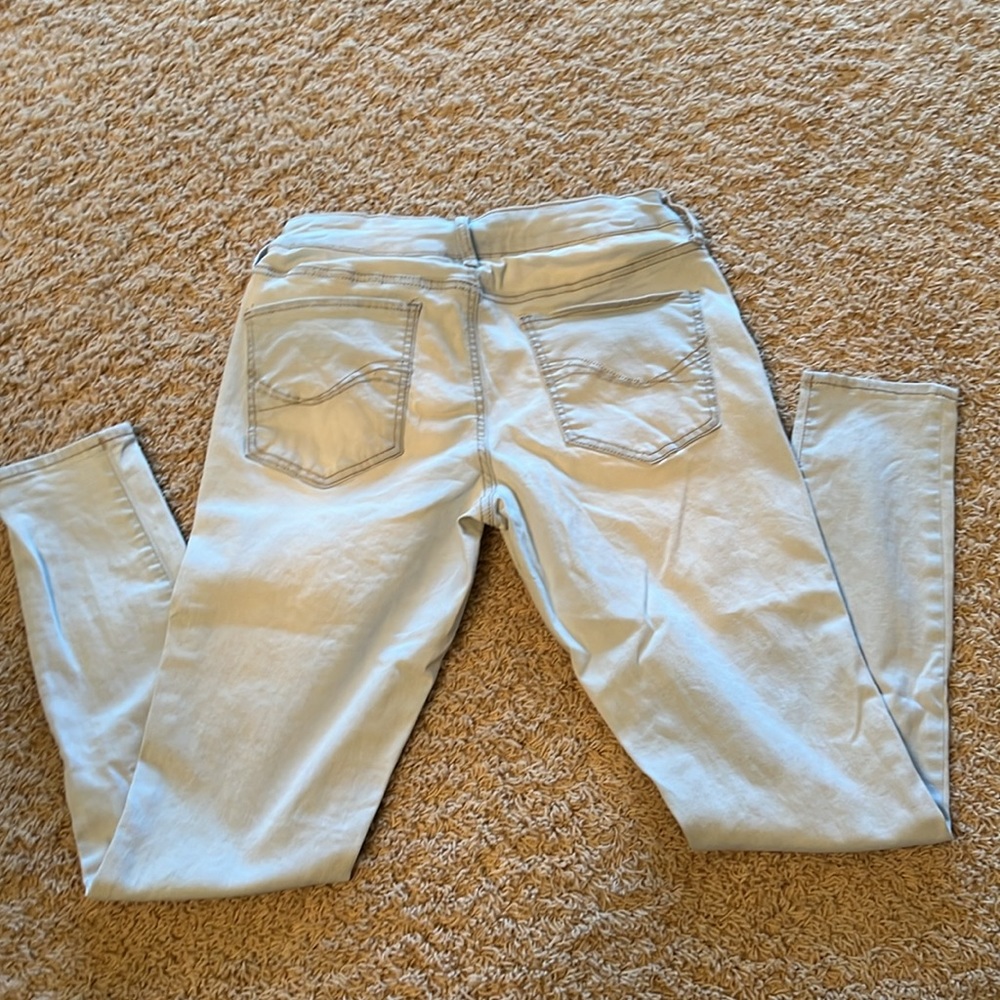 So light wash jeggings